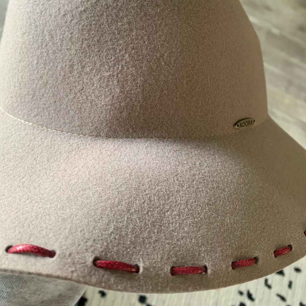 Adora hat - Picture 8 of 8